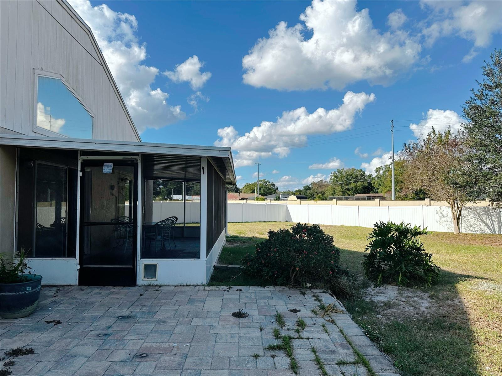 Image 21 of 24 For 5544 Fischer Drive