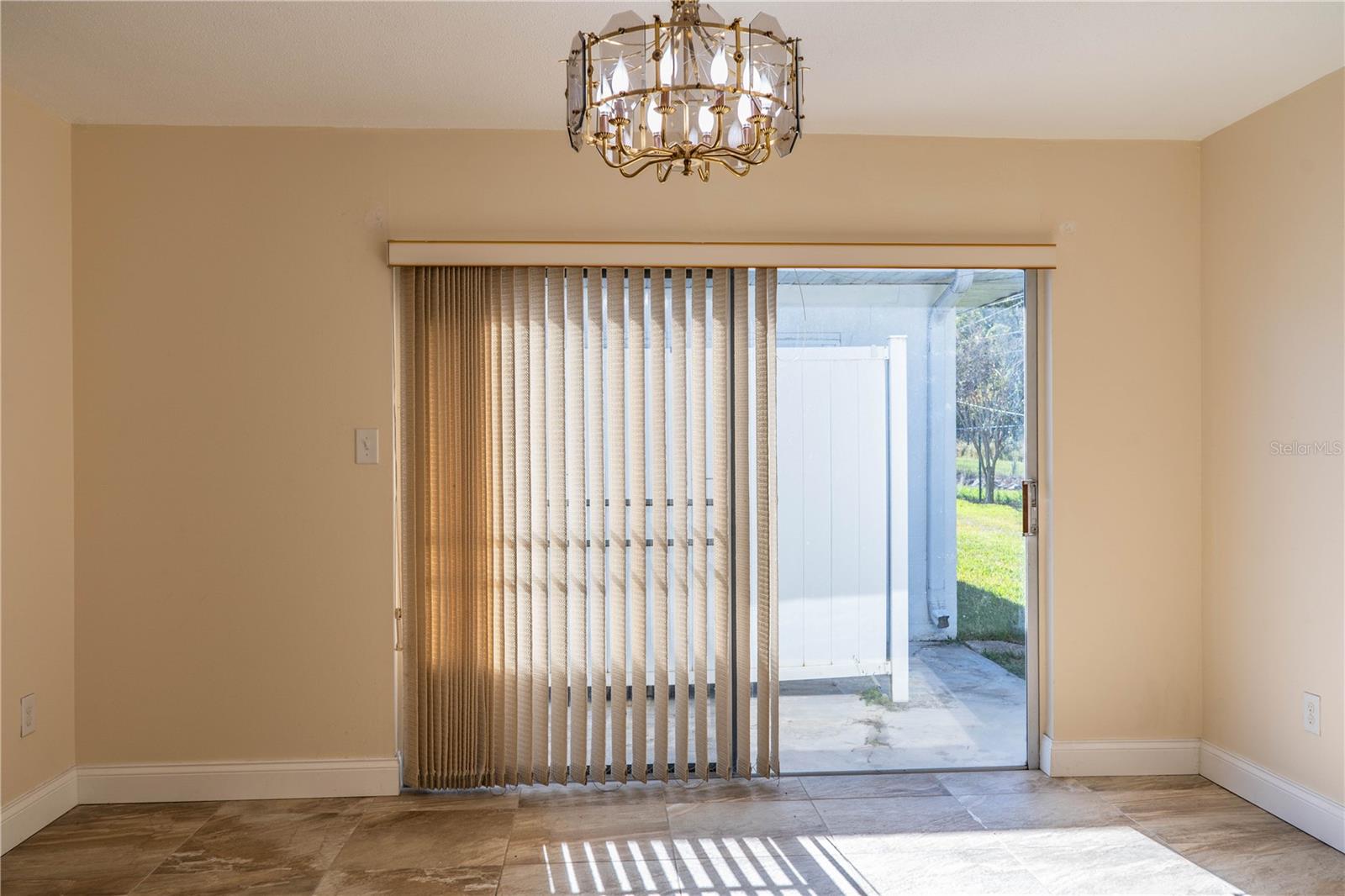 Image 11 of 34 For 746 Barber Circle