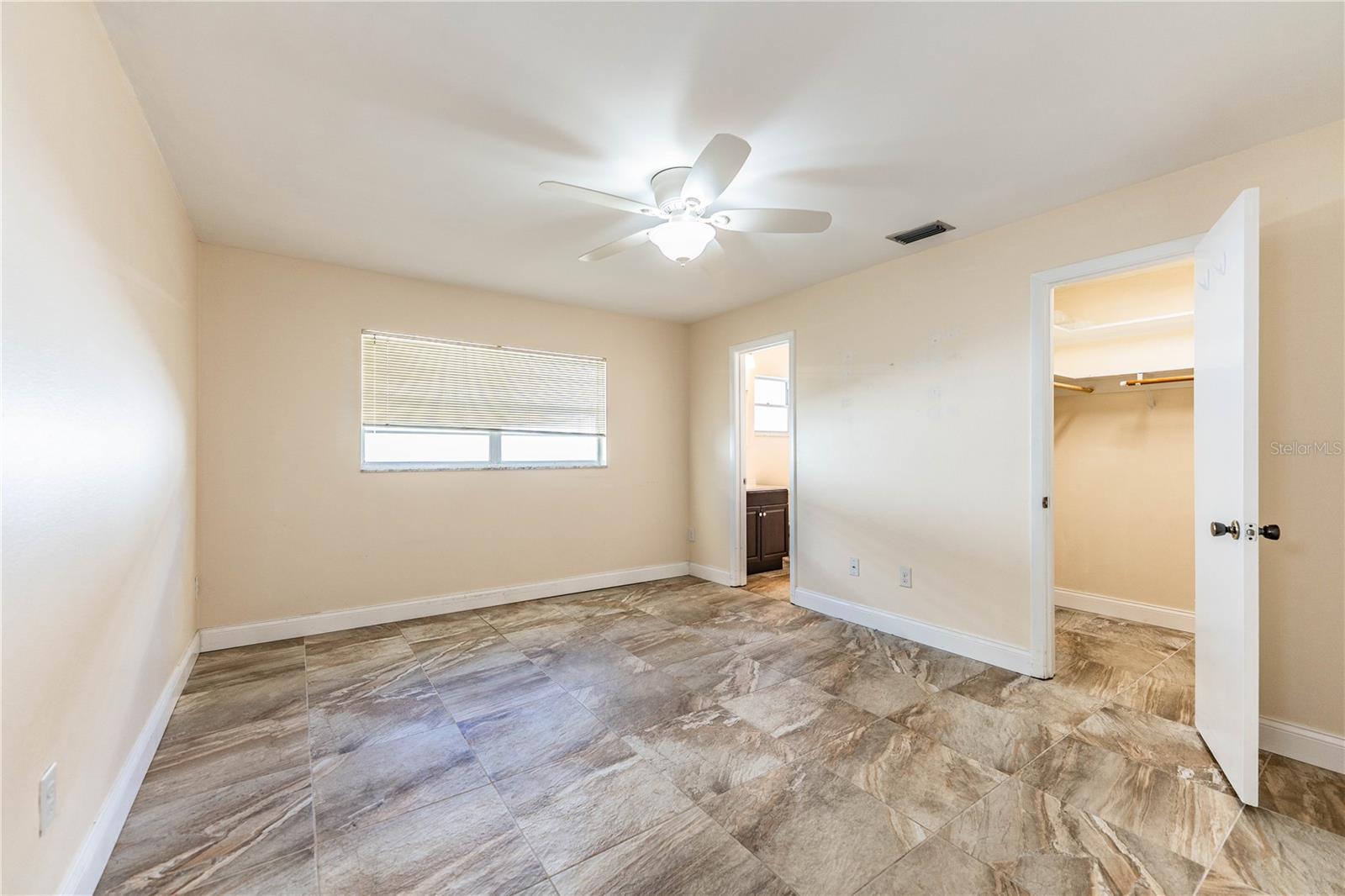 Image 16 of 34 For 746 Barber Circle