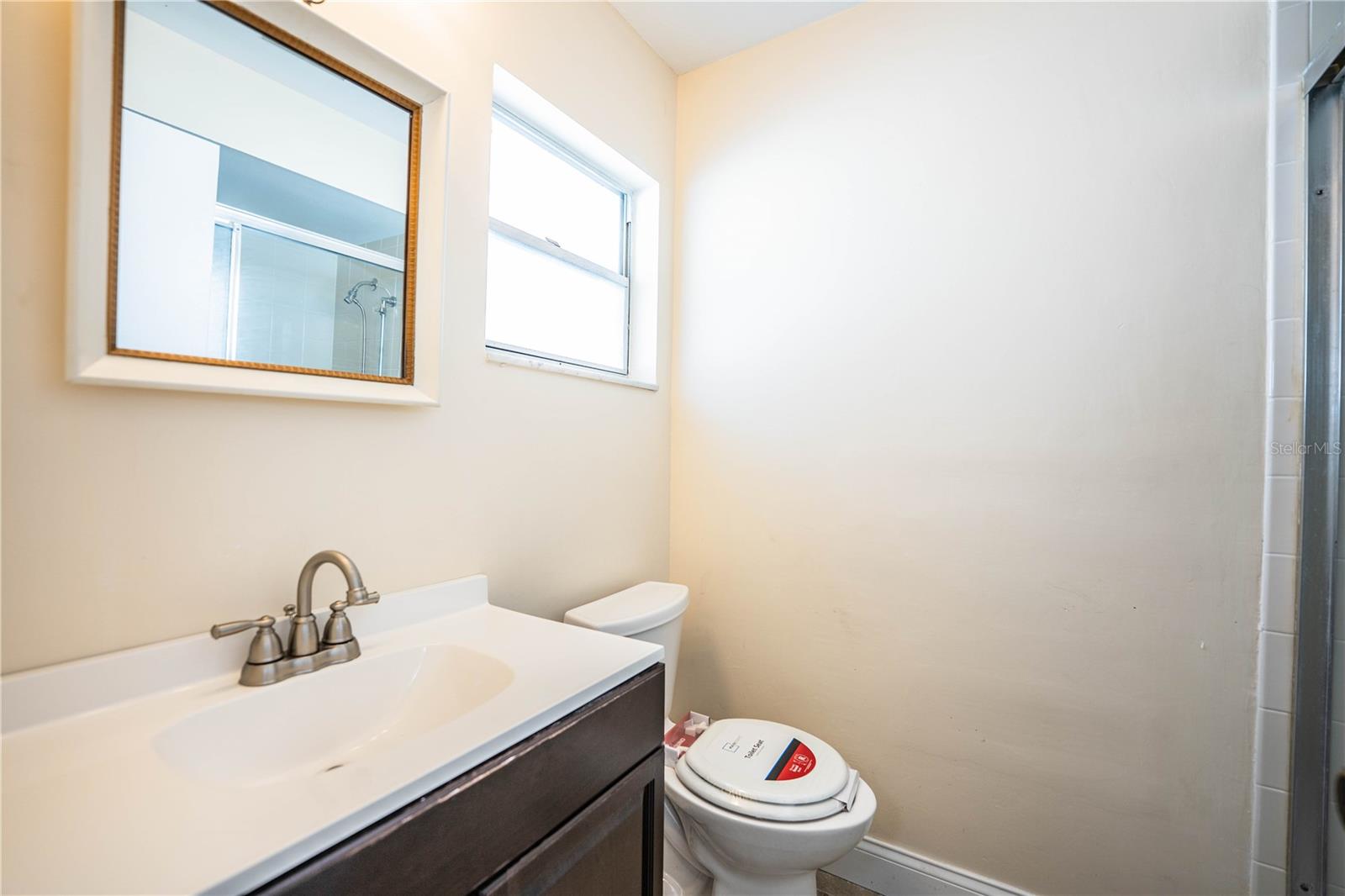 Image 19 of 34 For 746 Barber Circle