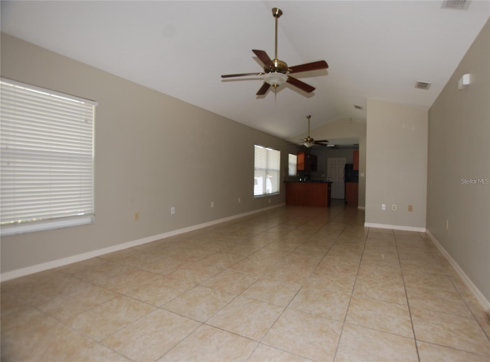 Image 20 of 25 For 312 Hibiscus Drive