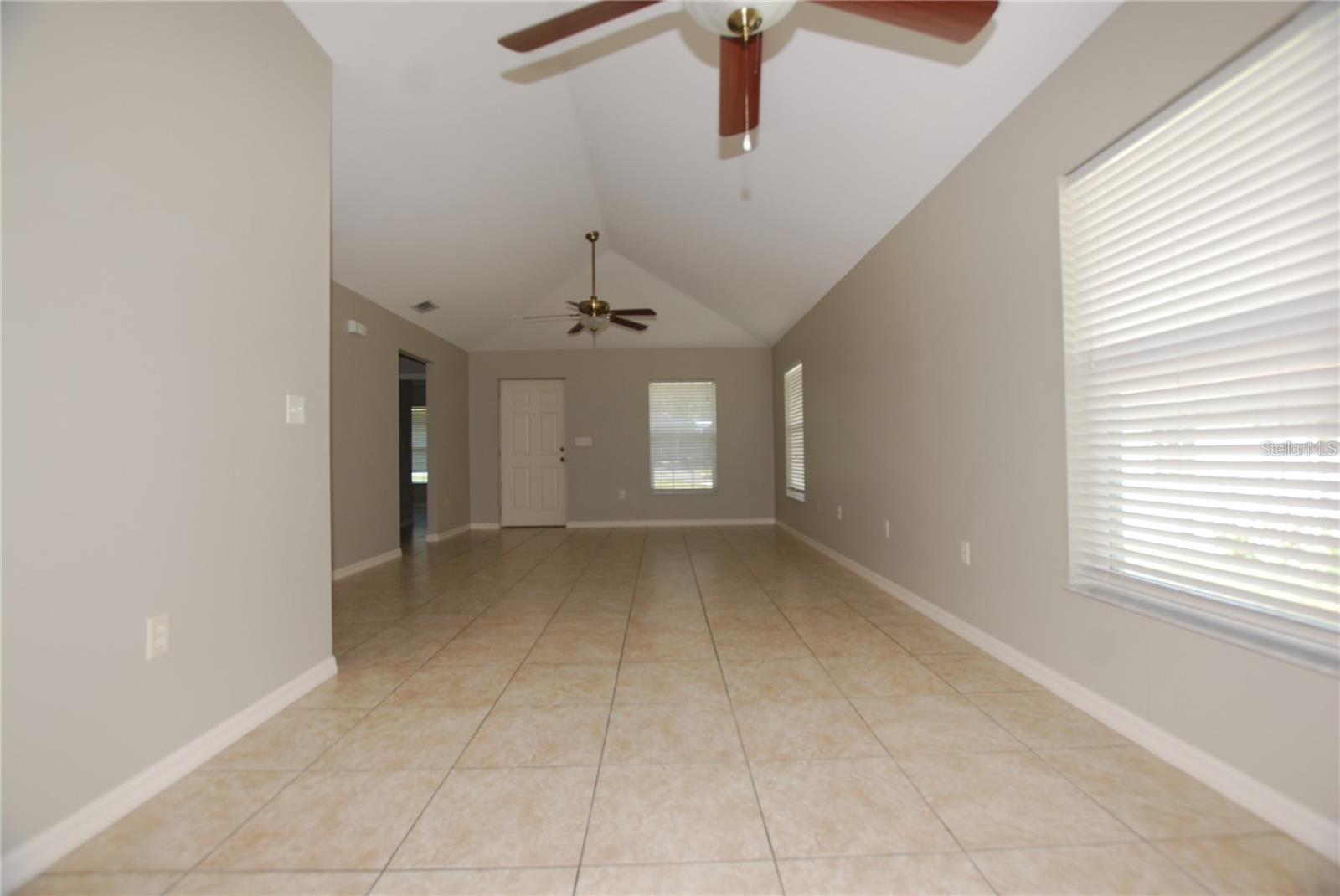 Image 22 of 25 For 312 Hibiscus Drive