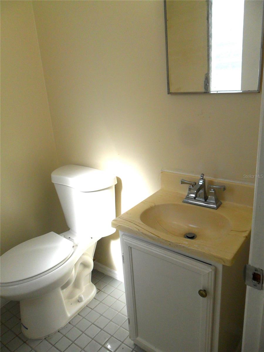 Image 12 of 20 For 1521 Richmond Road