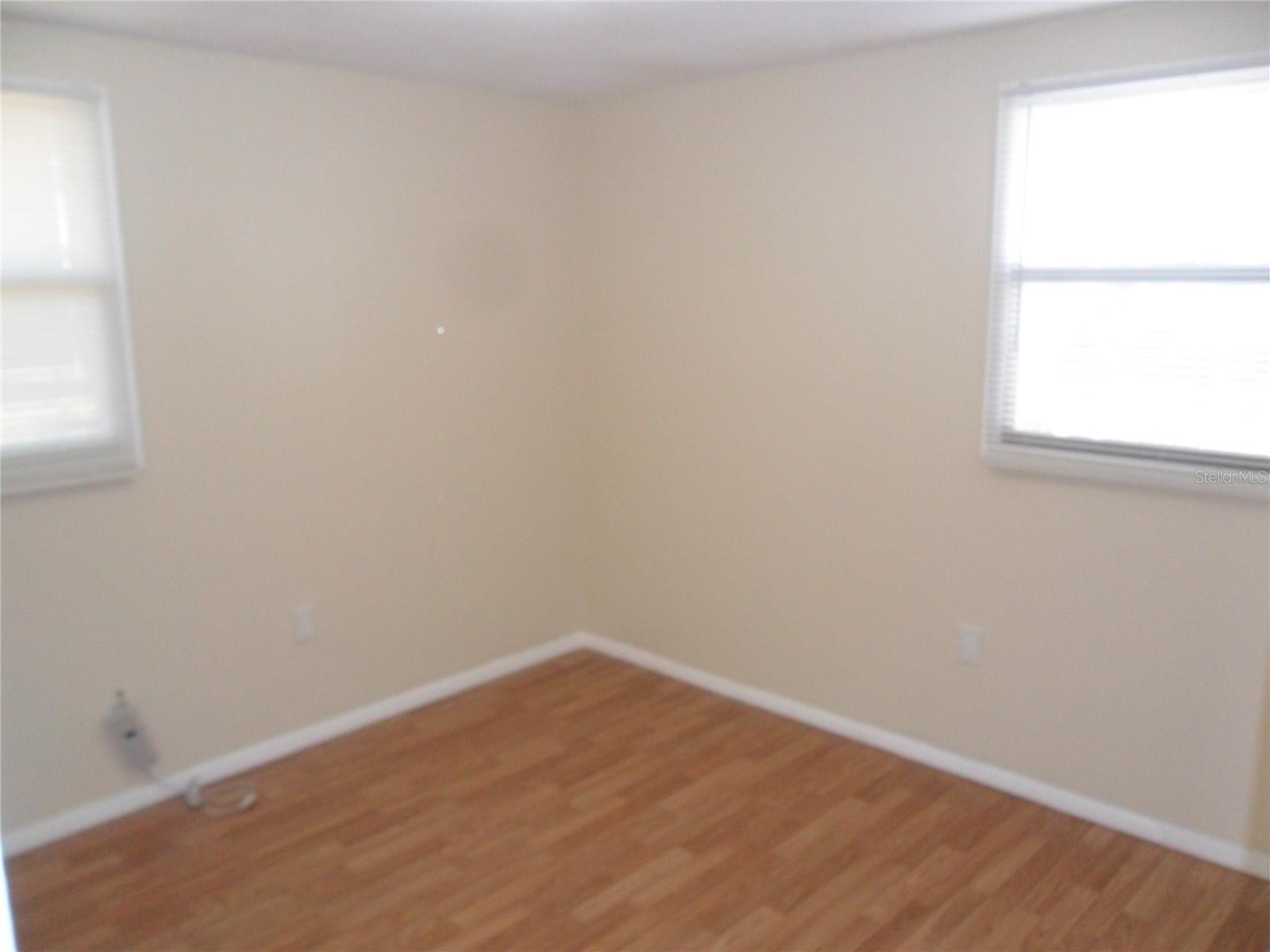 Image 17 of 20 For 1521 Richmond Road