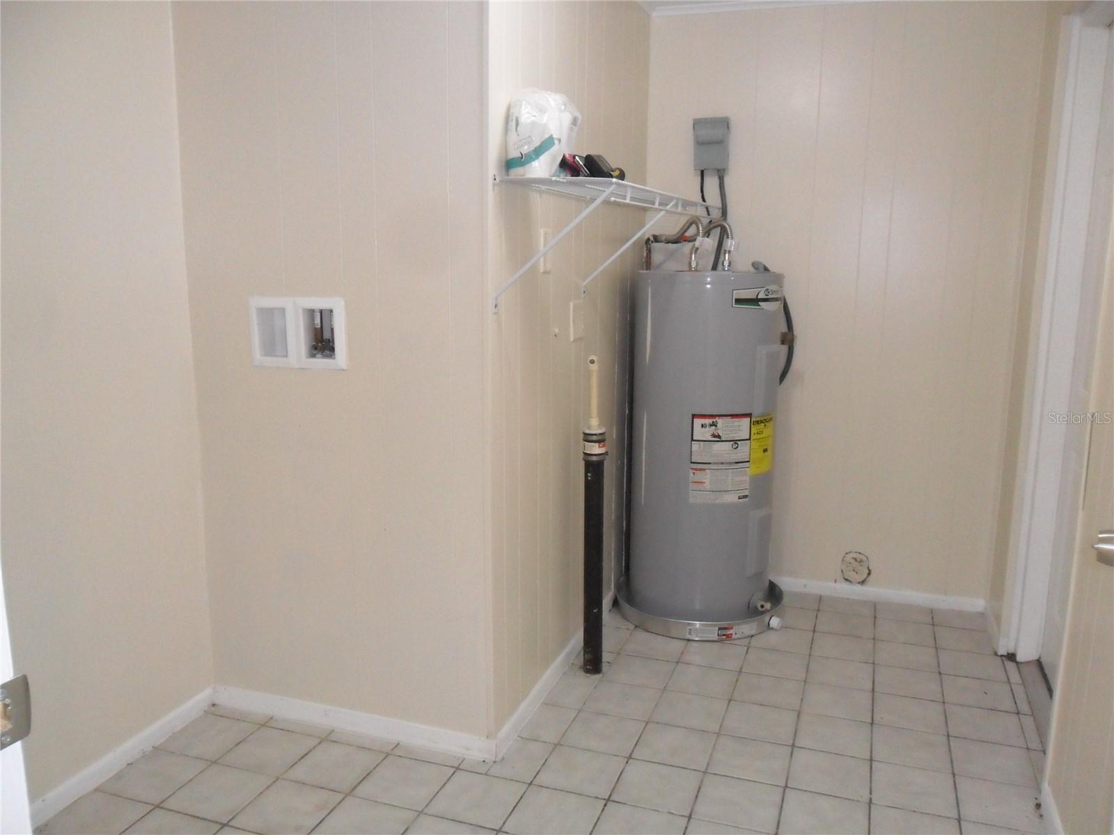 Image 18 of 20 For 1521 Richmond Road