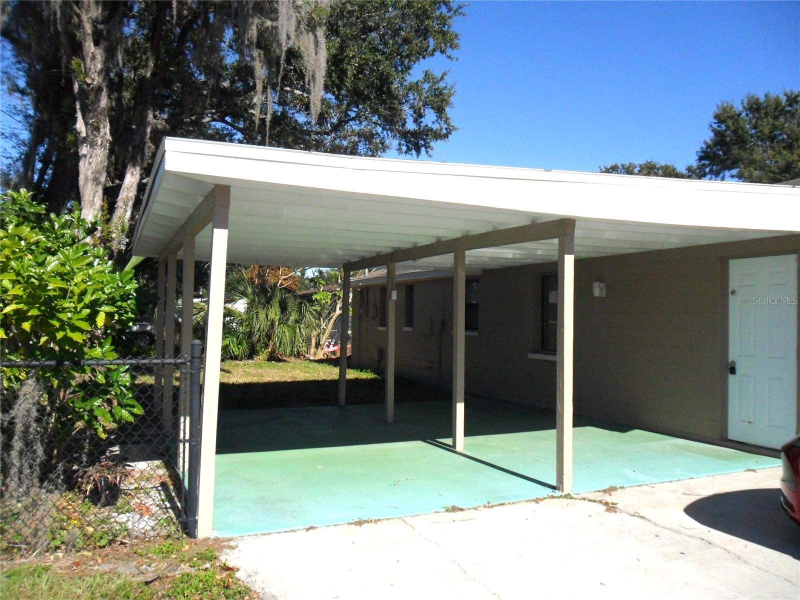 Image 19 of 20 For 1521 Richmond Road