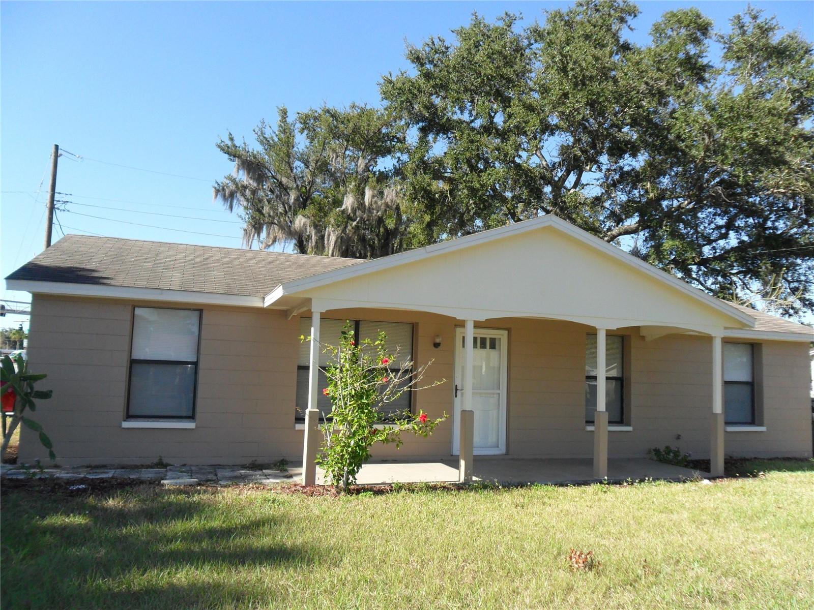 Image 2 of 20 For 1521 Richmond Road