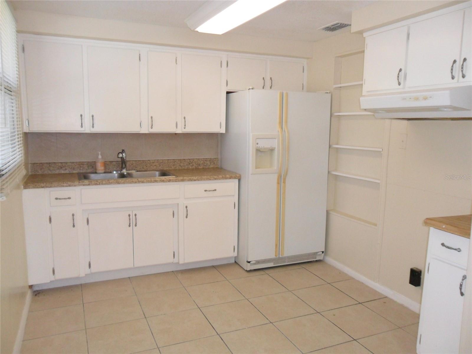 Image 7 of 20 For 1521 Richmond Road