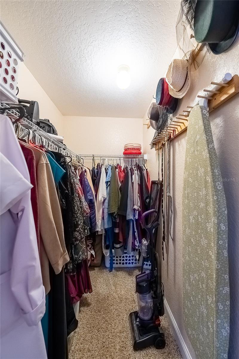 Image 23 of 37 For 706 Vermont Avenue