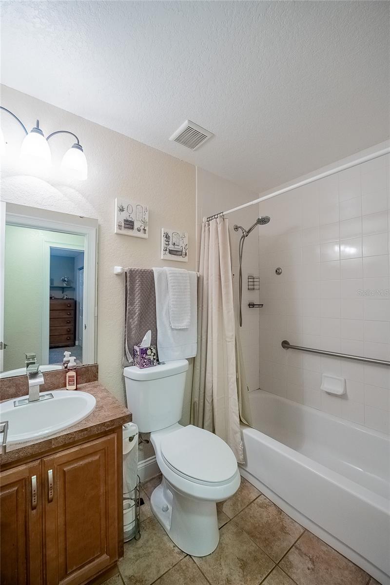 Image 28 of 37 For 706 Vermont Avenue