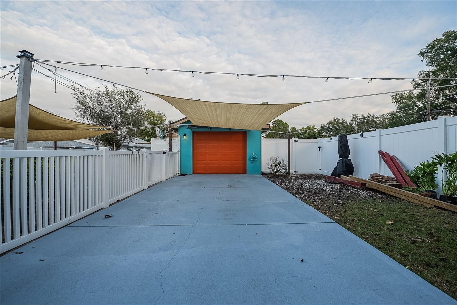 Image 31 of 37 For 706 Vermont Avenue