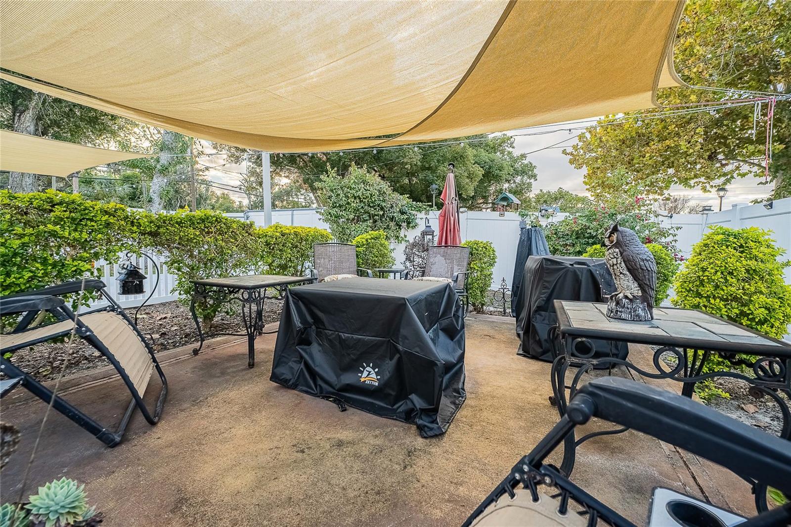 Image 32 of 37 For 706 Vermont Avenue