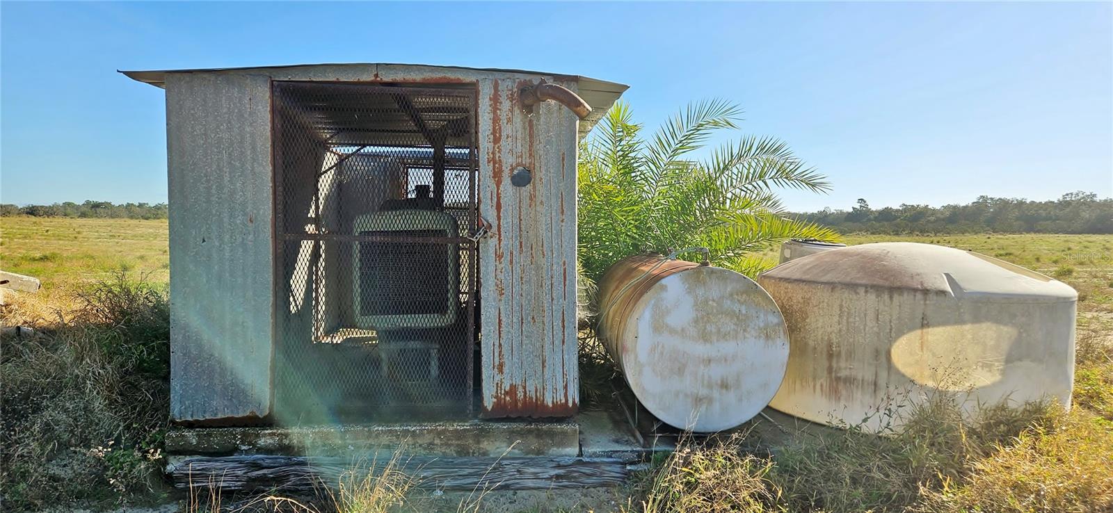 Image 2 of 7 For Dog Yard Road