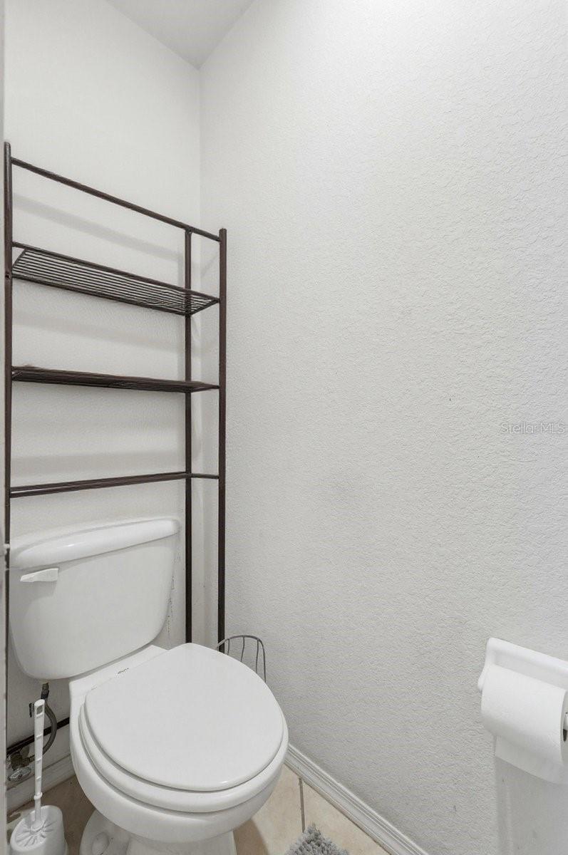 Image 28 of 35 For 858 Terranova Road