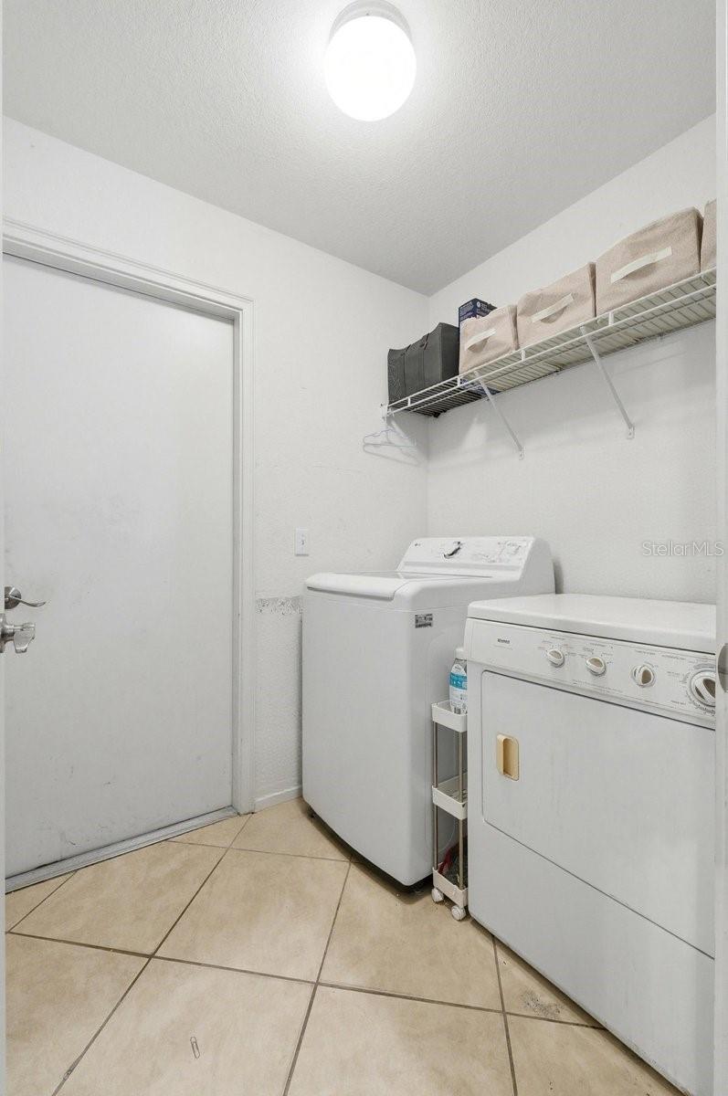 Image 29 of 35 For 858 Terranova Road