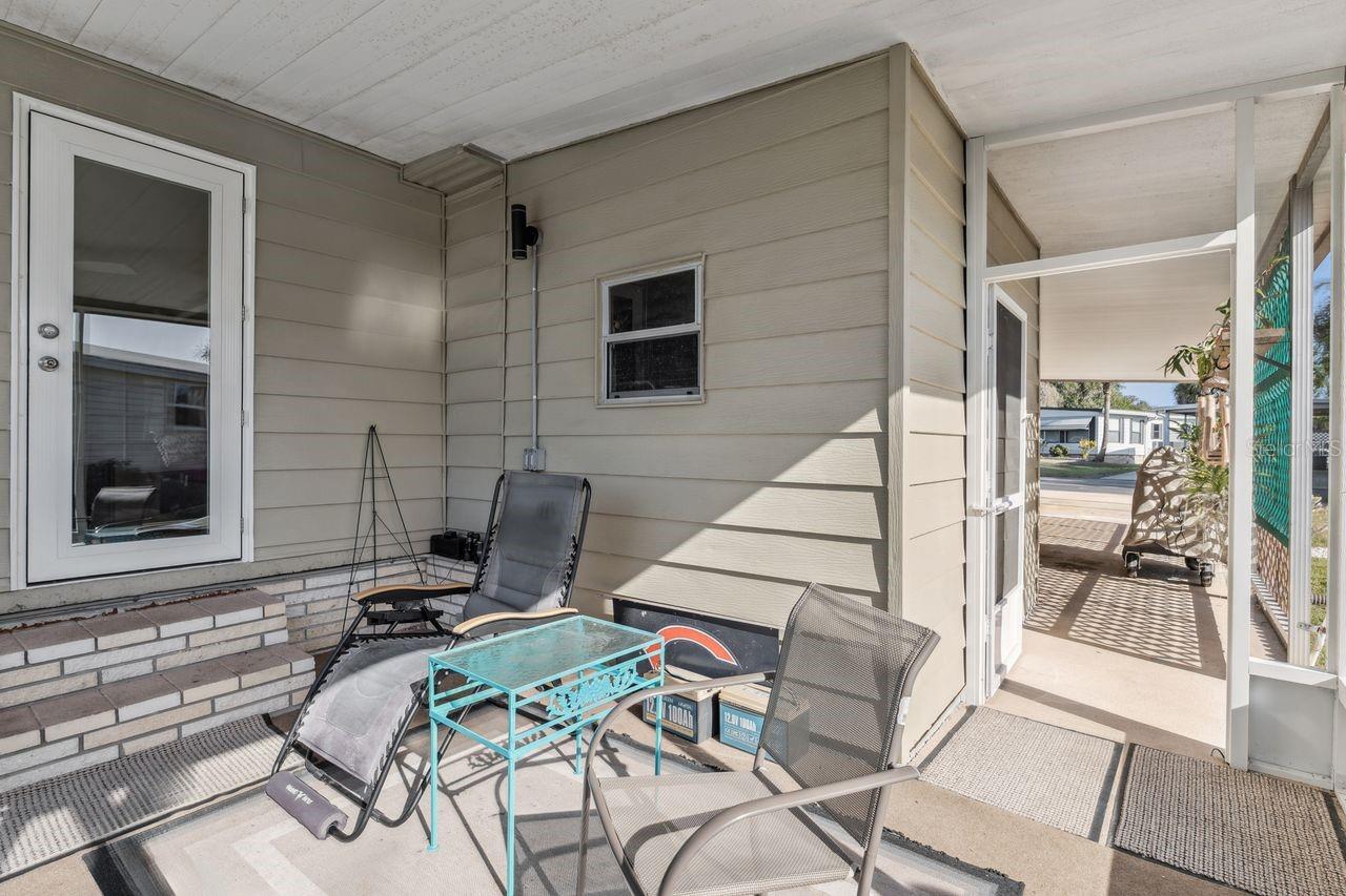 Image 27 of 43 For 2055 Floral Avenue 326