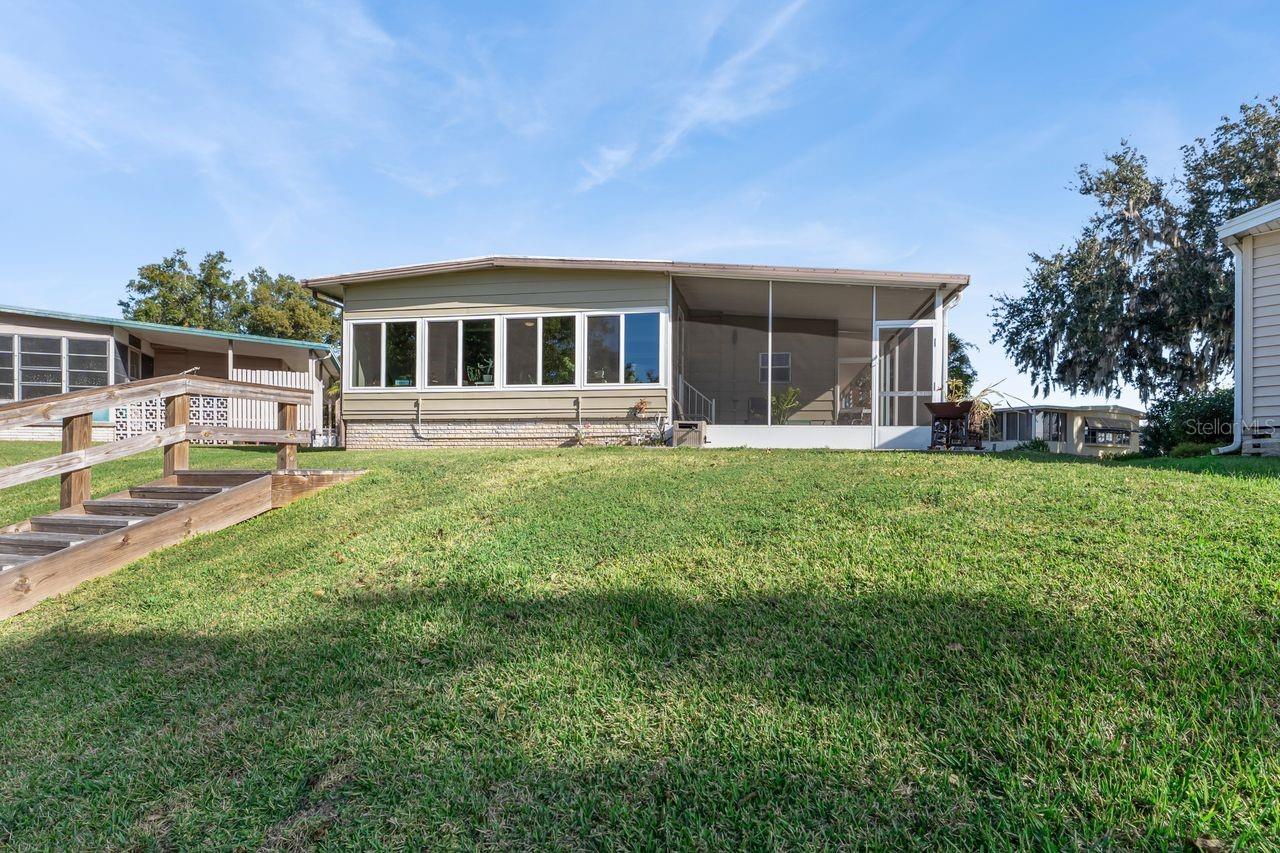 Image 32 of 43 For 2055 Floral Avenue 326