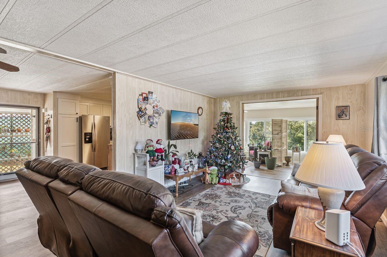 Image 6 of 43 For 2055 Floral Avenue 326