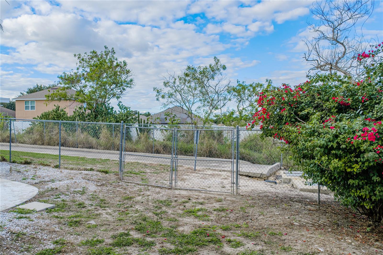 Image 57 of 64 For 276 18th Street Ne