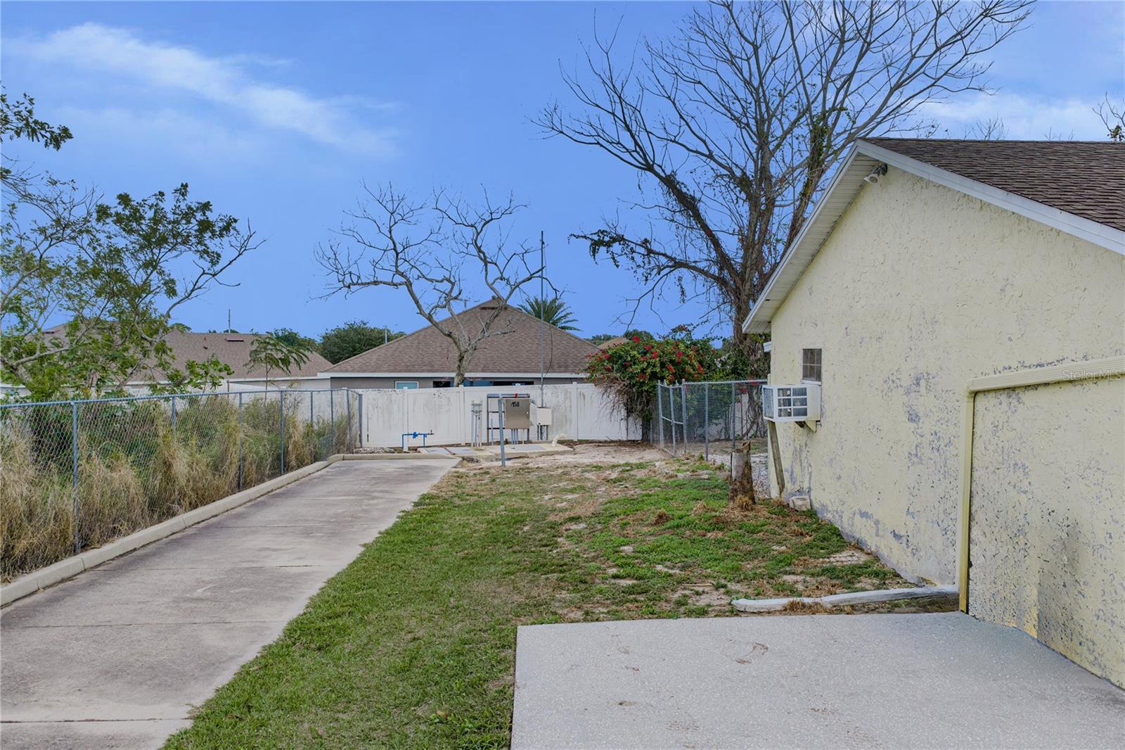 Image 59 of 64 For 276 18th Street Ne