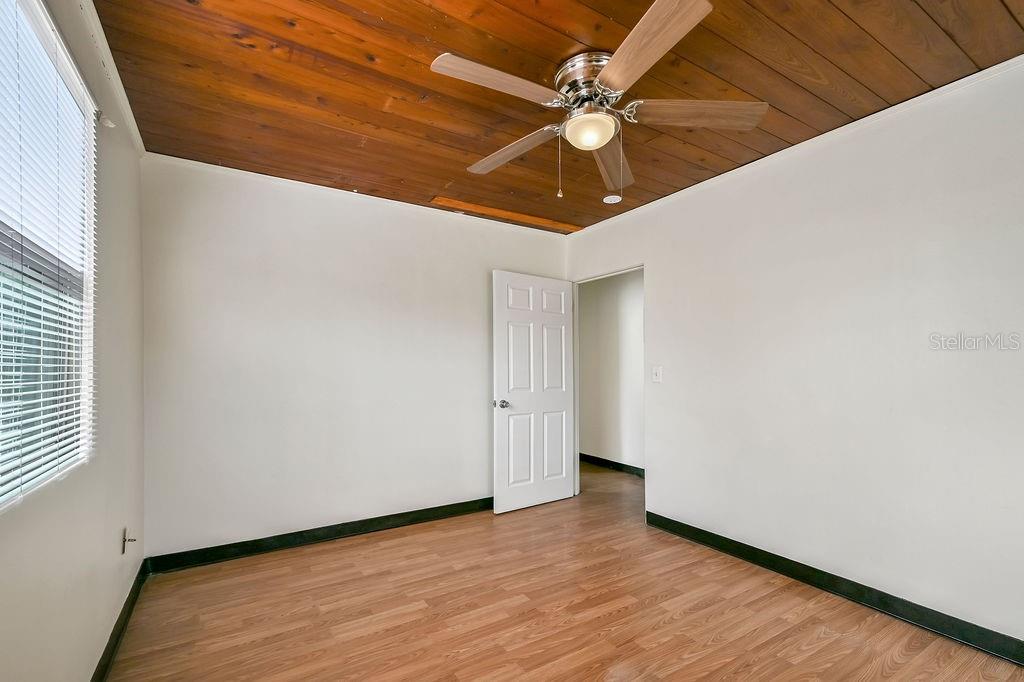 Image 34 of 40 For 1201 5th Street Ne