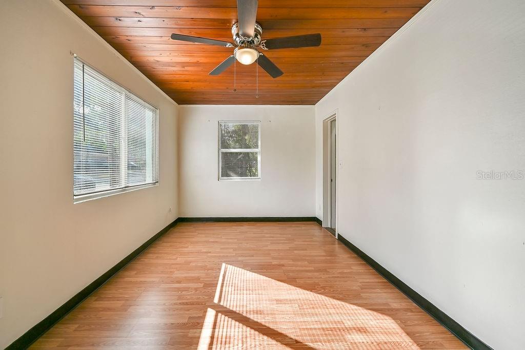 Image 35 of 40 For 1201 5th Street Ne