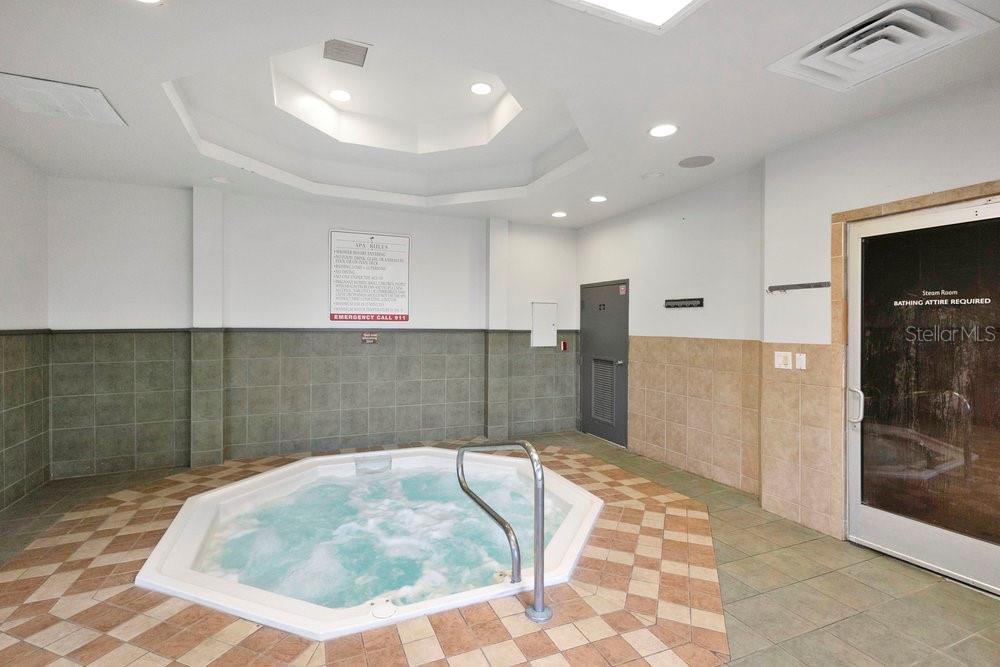 Image 32 of 37 For 2540 Calabria Avenue