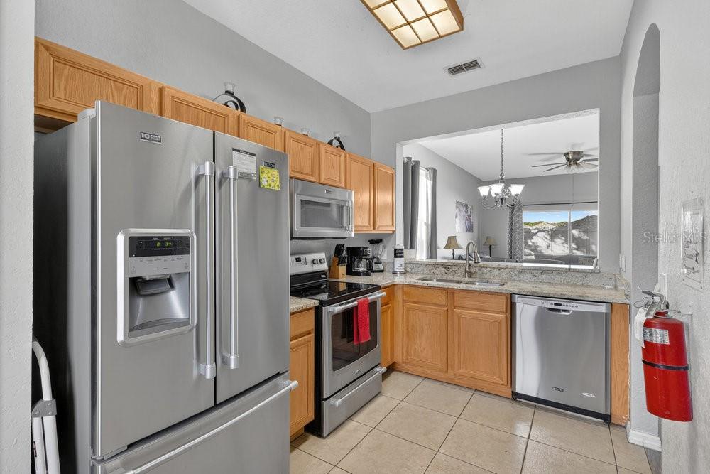 Image 6 of 37 For 2540 Calabria Avenue