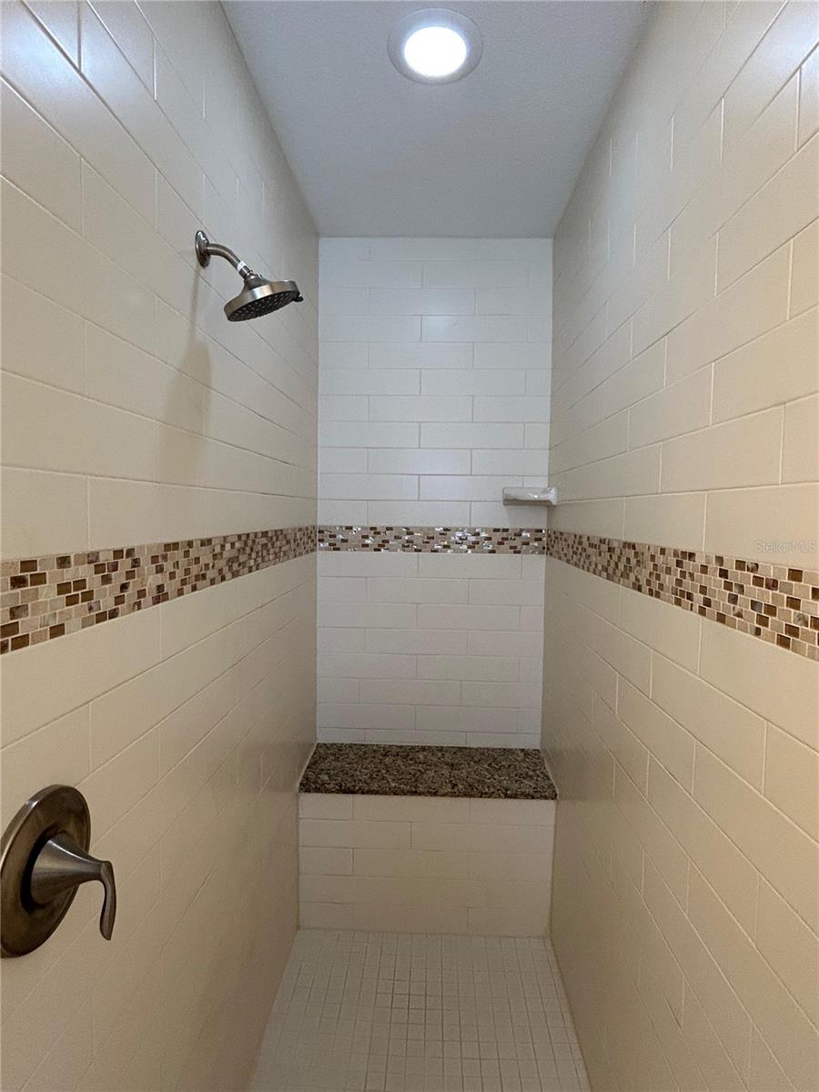 Image 15 of 20 For 3152 Point Street