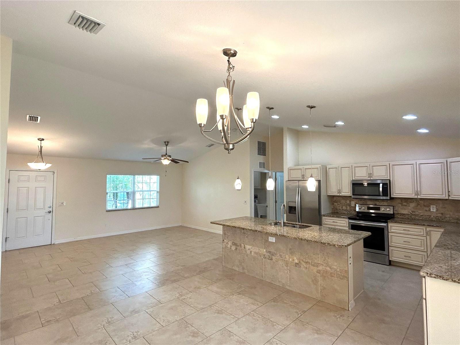 Image 4 of 20 For 3152 Point Street