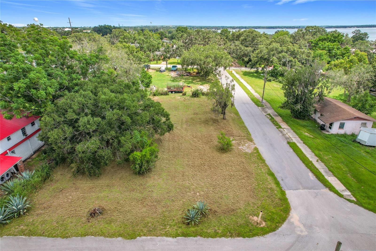 Image 10 of 11 For 914 Harrell Avenue