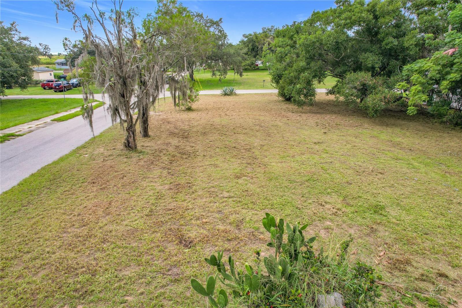 Image 5 of 11 For 914 Harrell Avenue