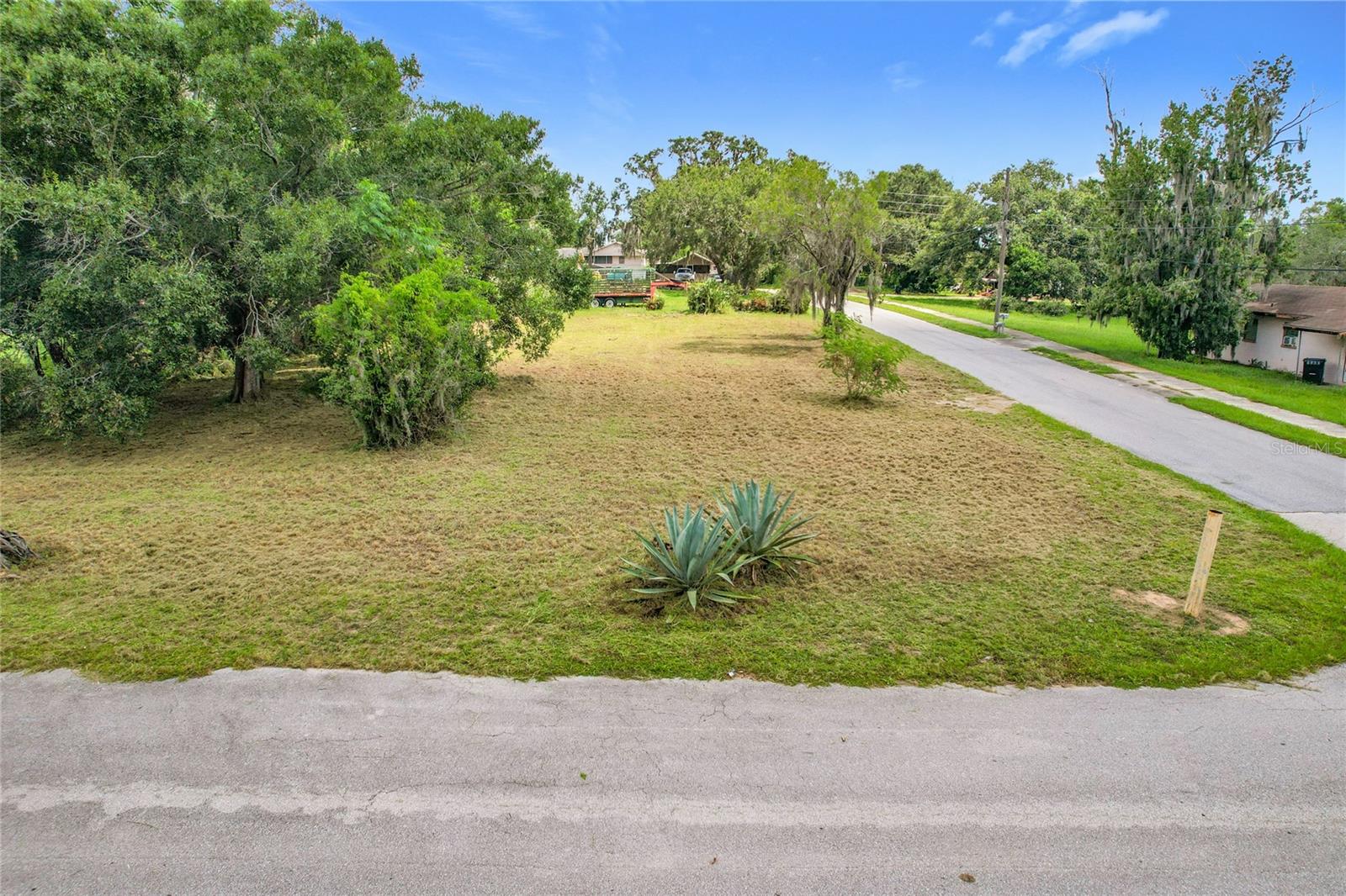 Image 9 of 11 For 914 Harrell Avenue