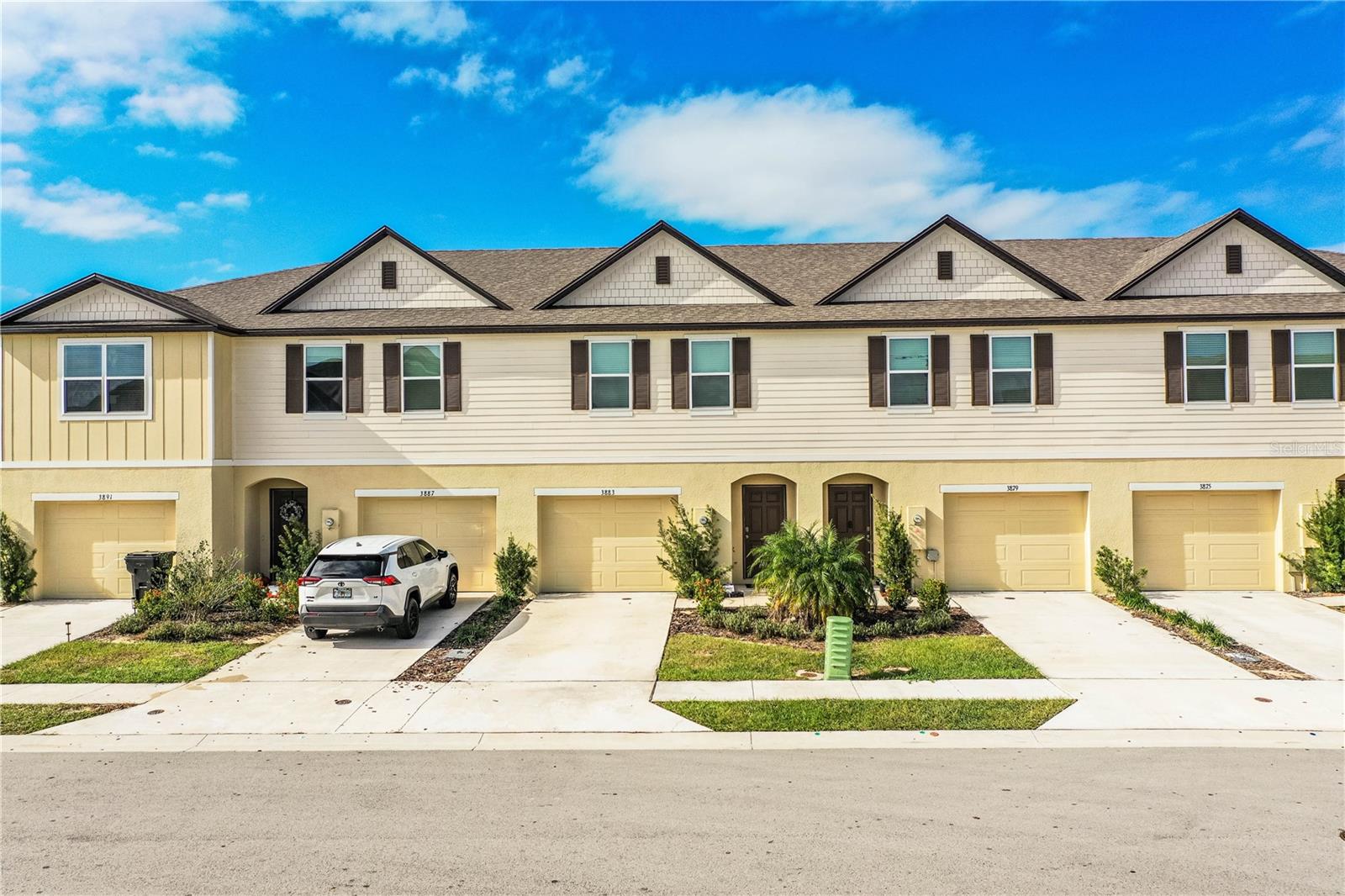 Image 2 of 64 For 3883 Academia Avenue