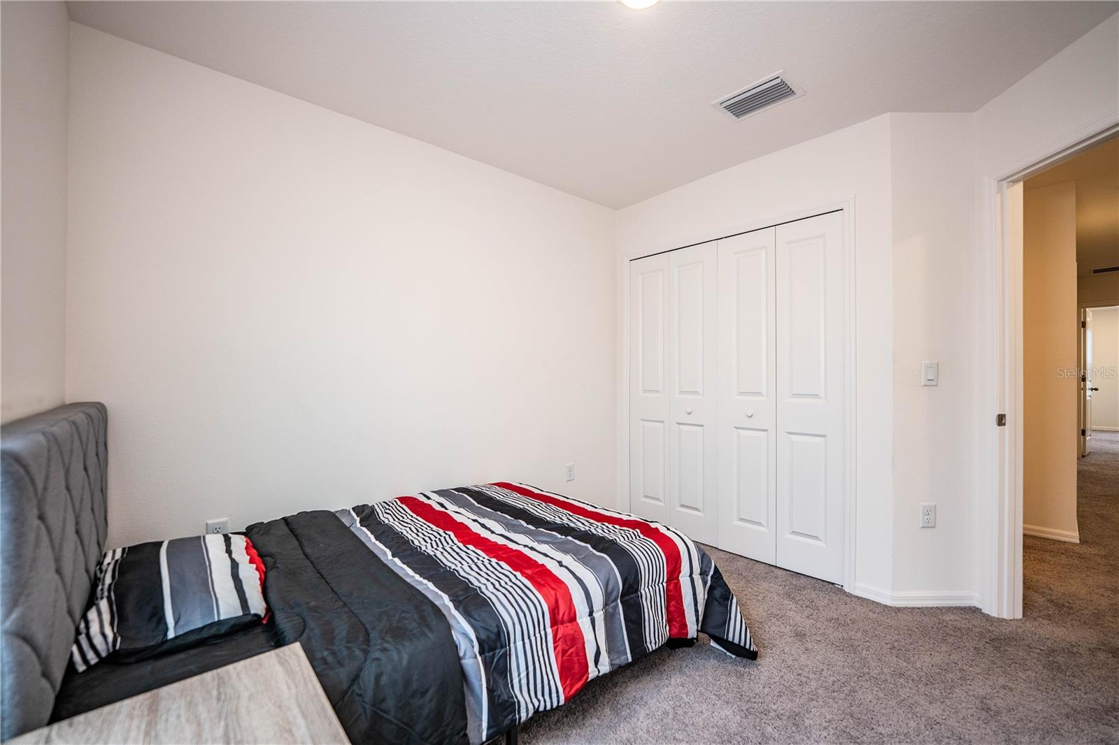 Image 41 of 64 For 3883 Academia Avenue