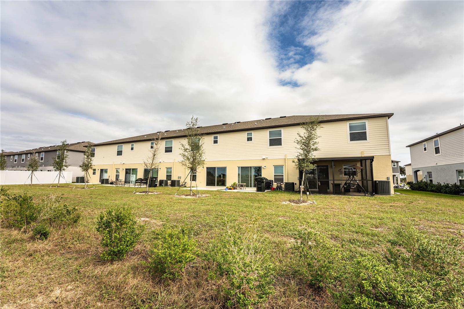 Image 5 of 64 For 3883 Academia Avenue