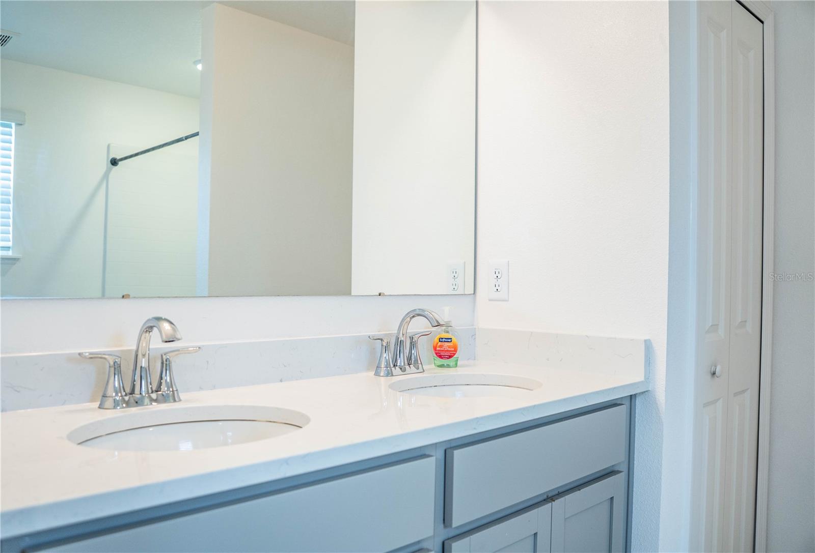 Image 50 of 64 For 3883 Academia Avenue