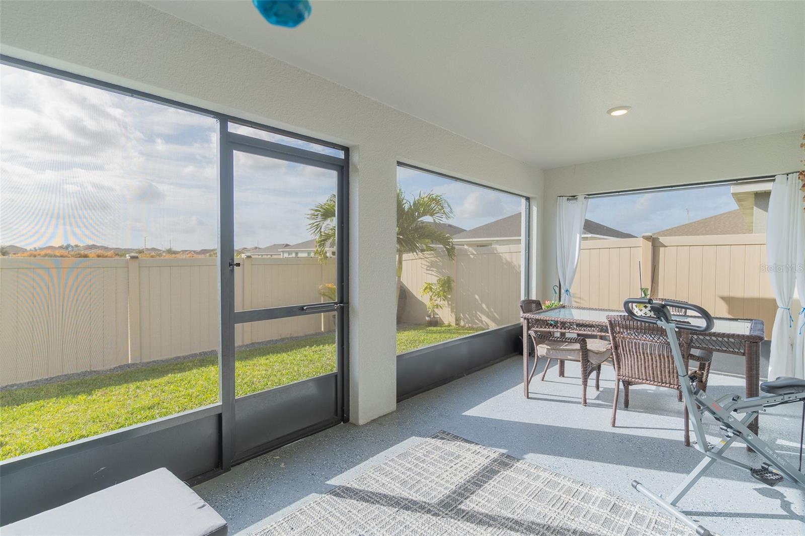 Image 16 of 26 For 3030 Laurel Oak Lane