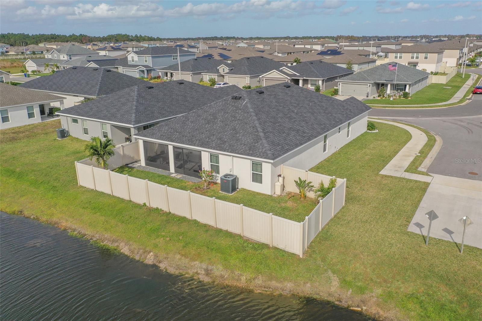 Image 19 of 26 For 3030 Laurel Oak Lane