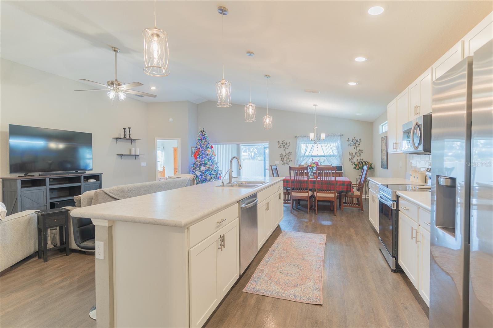 Image 7 of 26 For 3030 Laurel Oak Lane