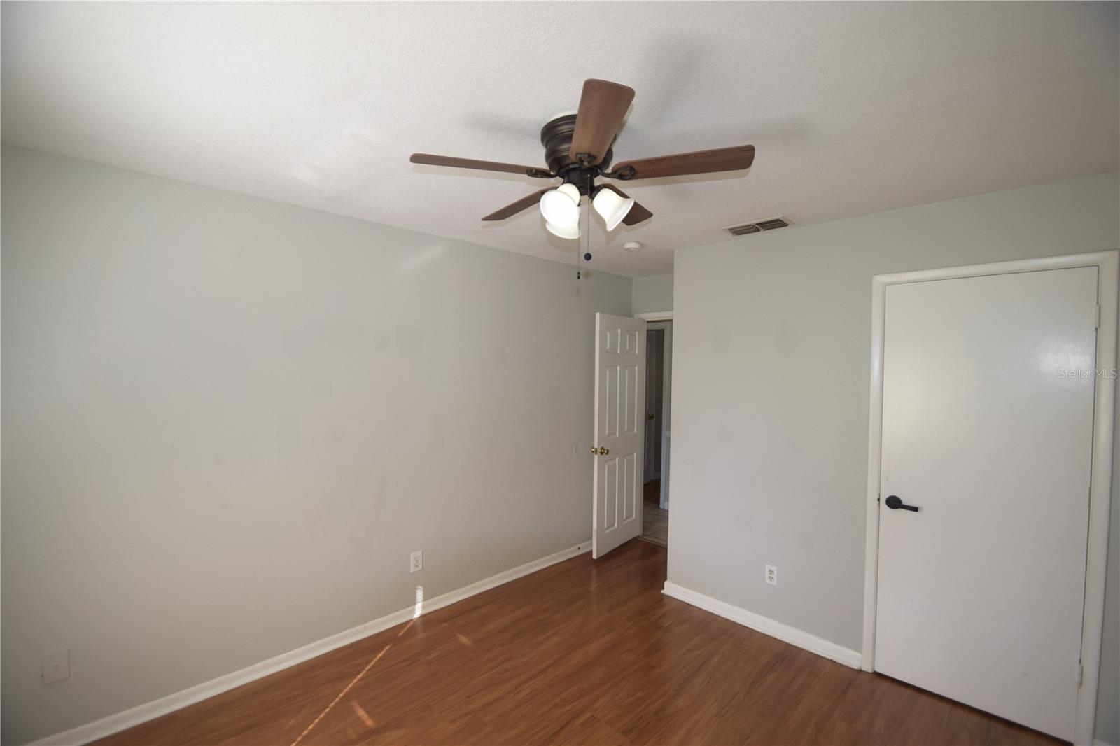 Image 16 of 25 For 2762 Gale Rose Drive