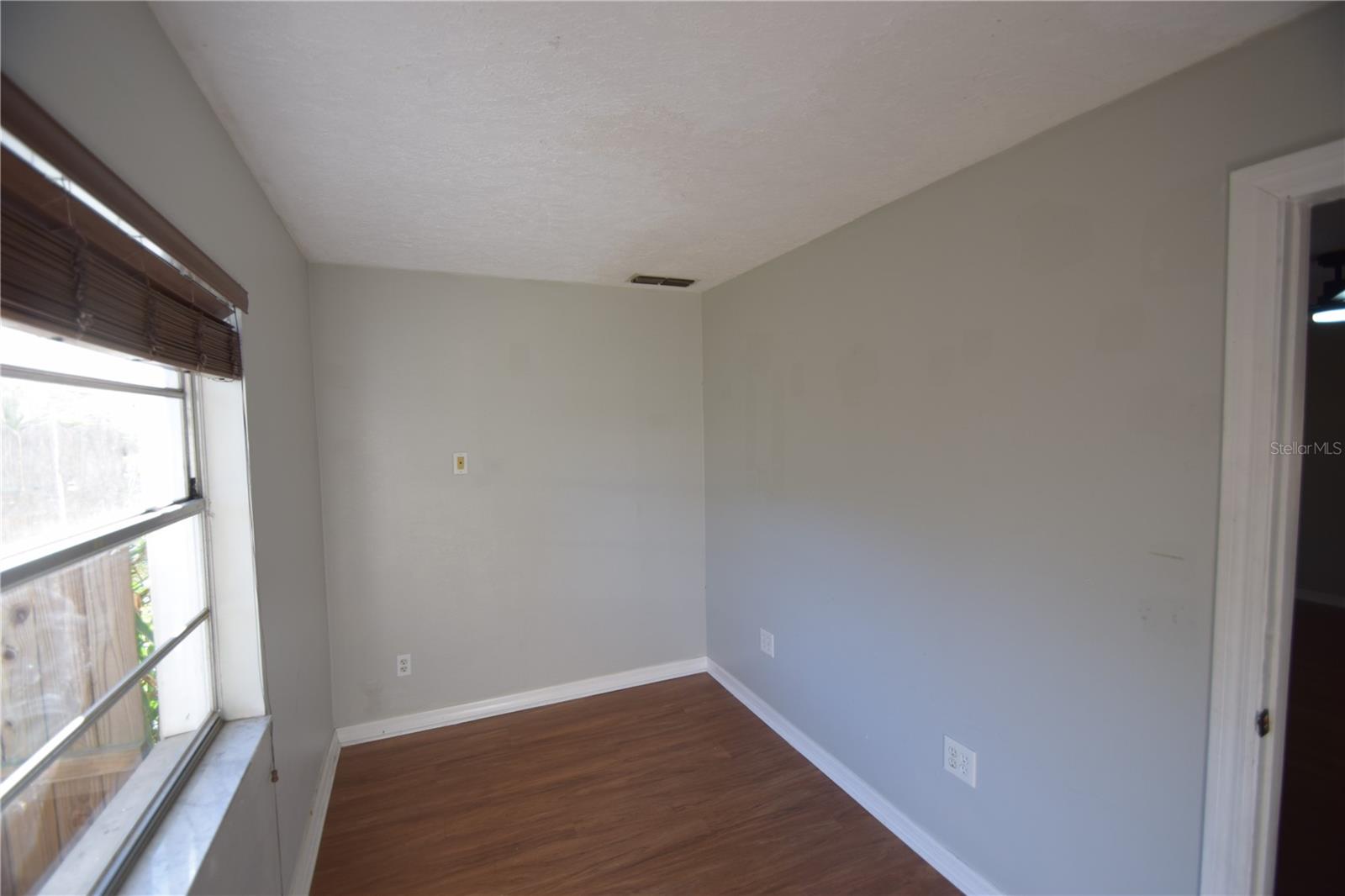 Image 19 of 25 For 2762 Gale Rose Drive