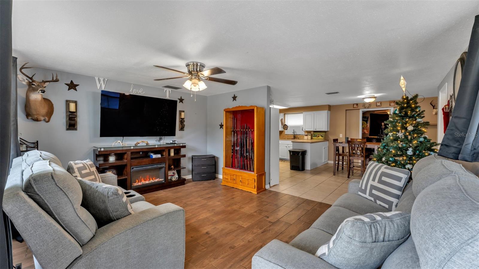 Image 5 of 60 For 2515 Crystal Lake Acres Drive