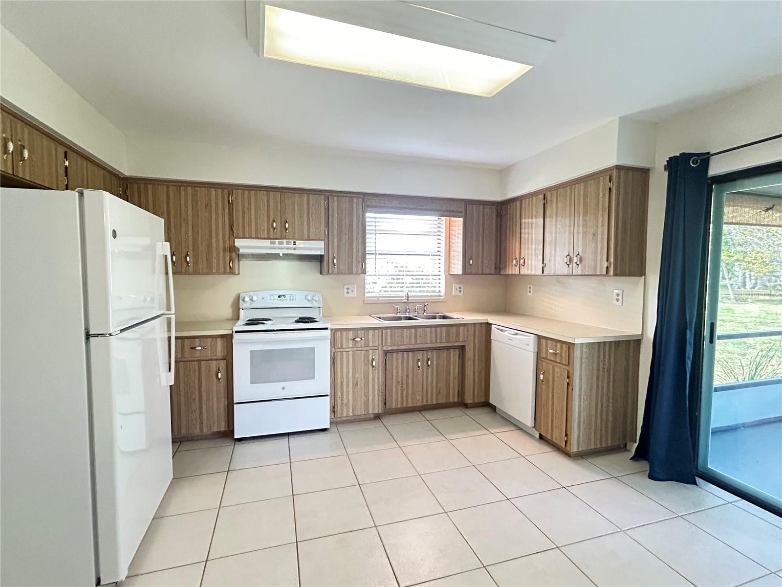 Image 6 of 24 For 522 Pebble Springs Court