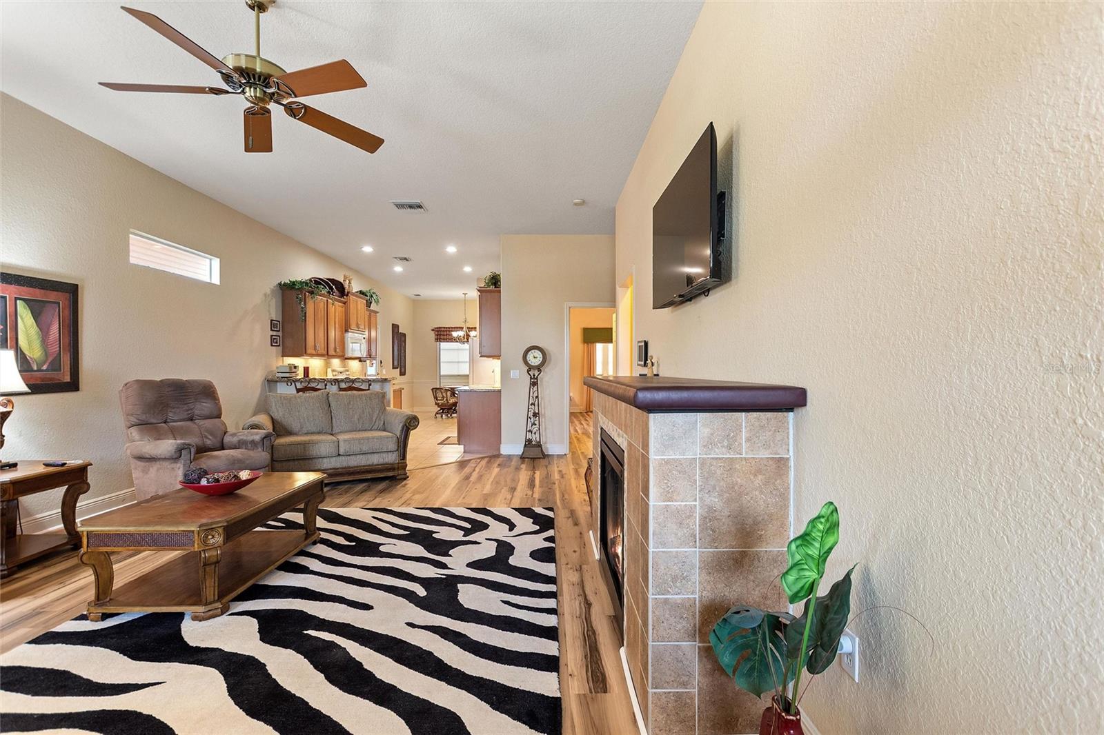 Image 2 of 34 For 392 Motorcoach Drive S