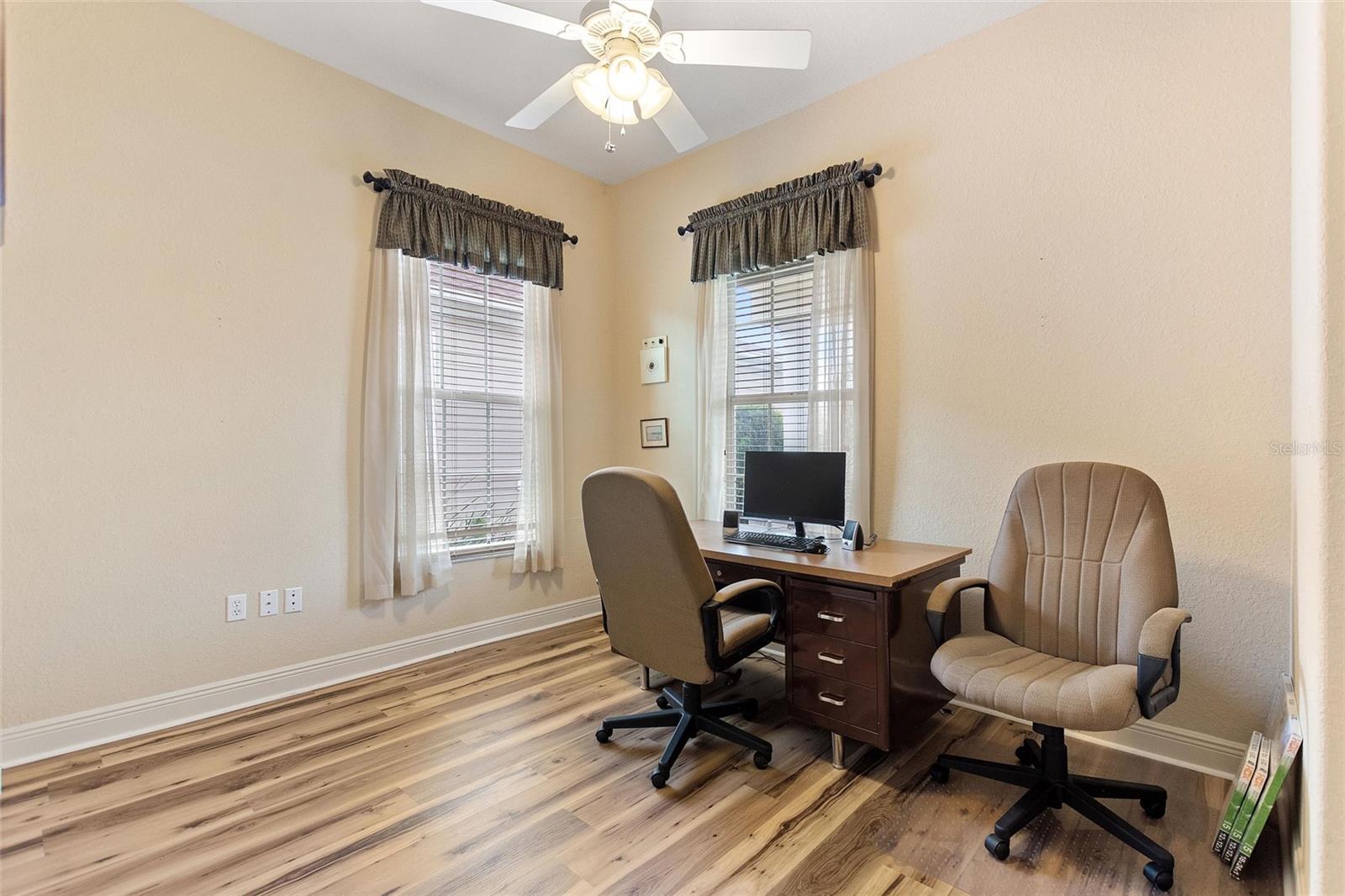 Image 21 of 34 For 392 Motorcoach Drive S