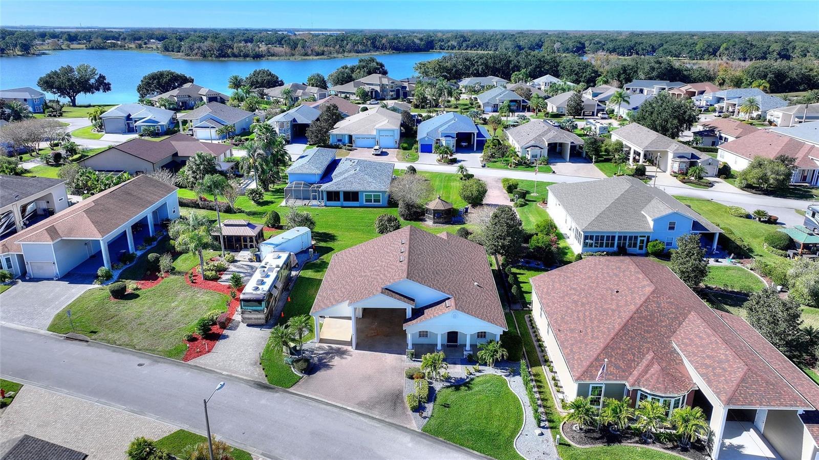 Image 30 of 34 For 392 Motorcoach Drive S