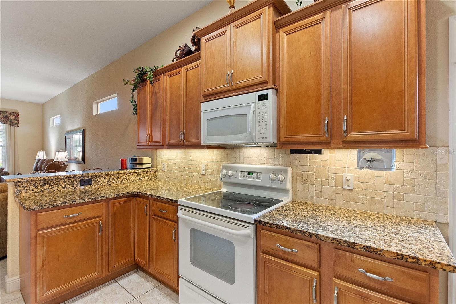 Image 8 of 34 For 392 Motorcoach Drive S