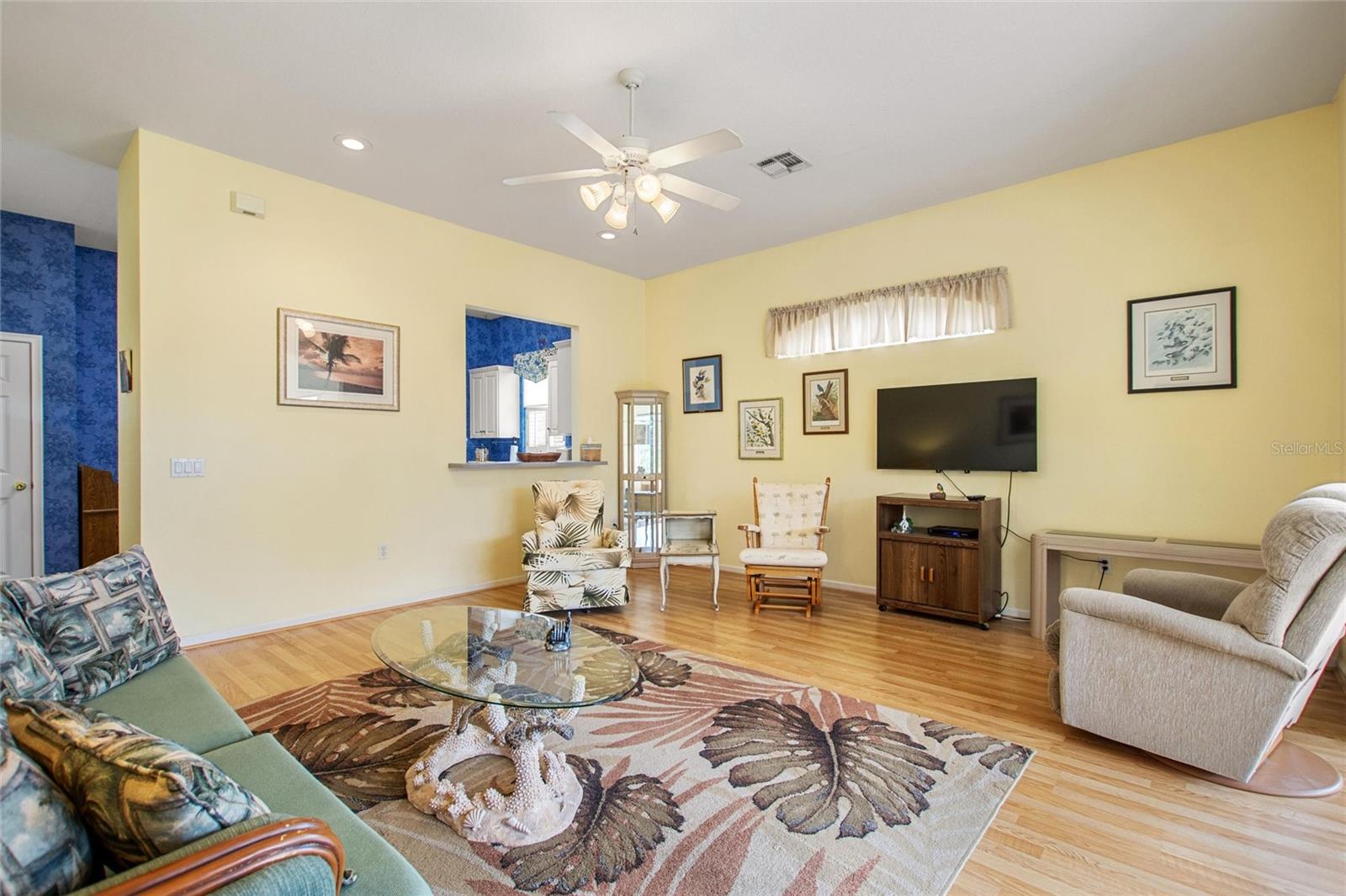 Image 18 of 22 For 1121 Motorcoach Drive