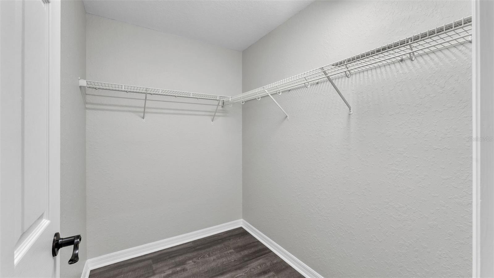 Image 18 of 65 For 1505 Hastings Path